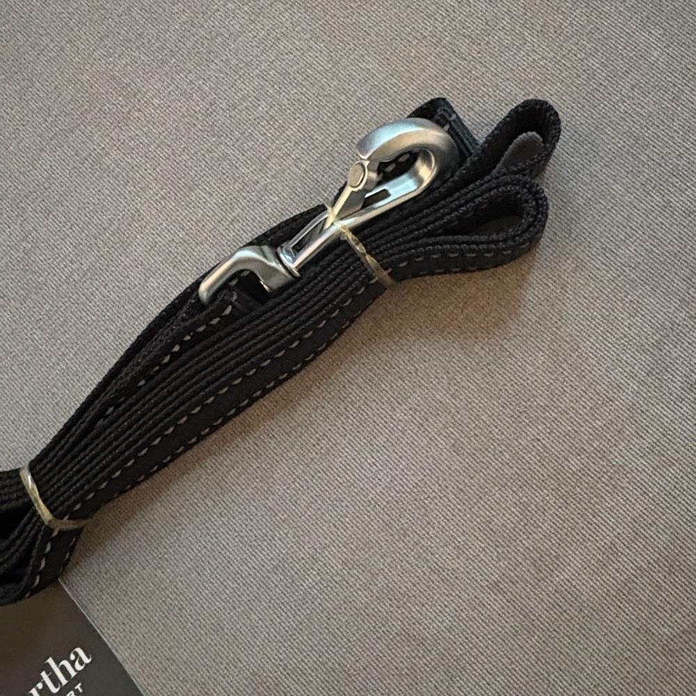 NWT Lot of 2x [Martha Stewart] Black Leather Dog/Cat Collar & Nylon Leash XS - Picture 8 of 11